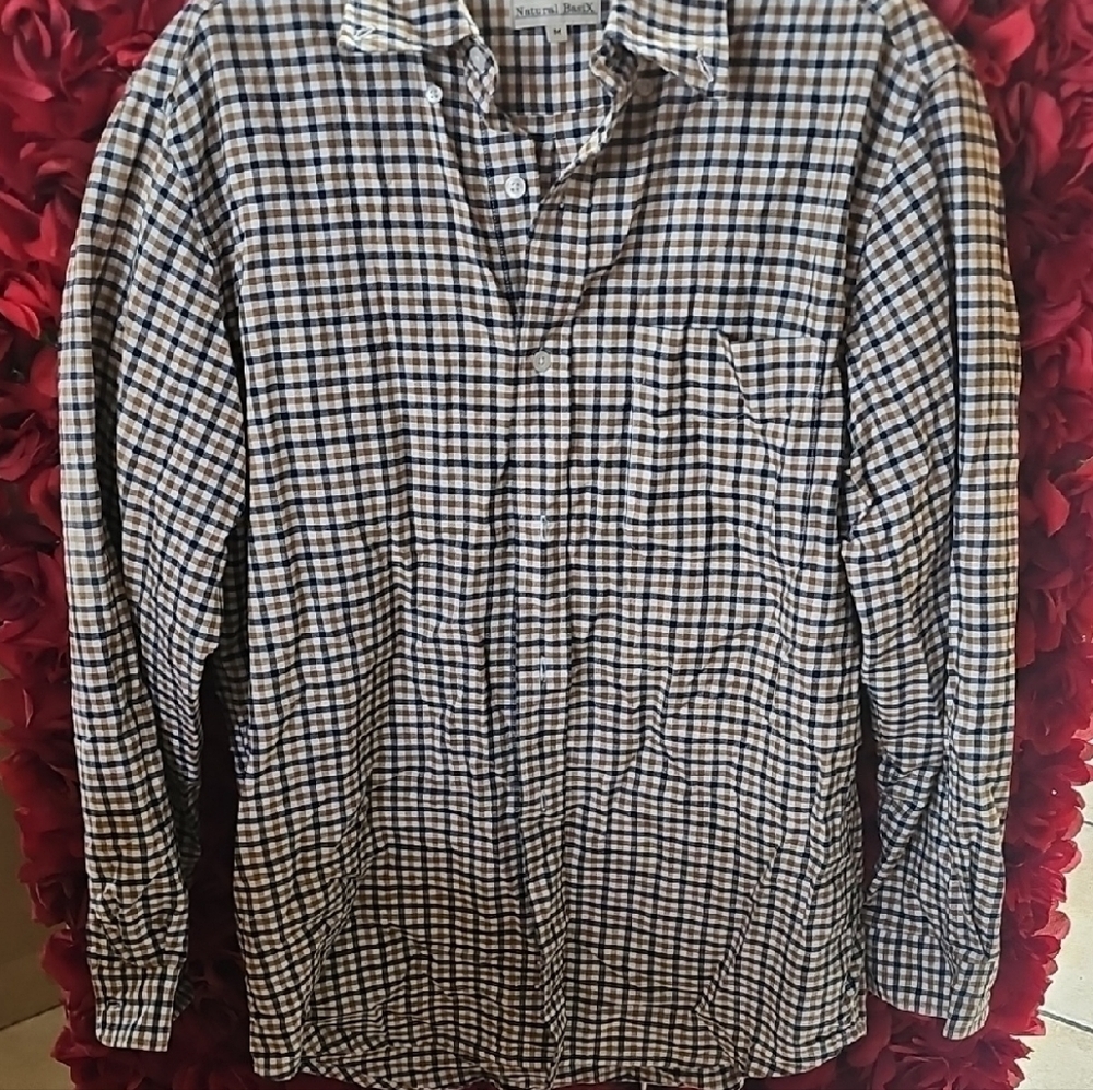 Natural Basix Men's Checkered Button Down Shirt Size Medium LIKE NEW